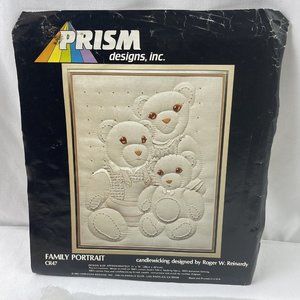 Vintage Prism Designs Horizons Family Portrait Padded Teddy Bears Sampler 11x14